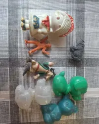 Figurki z okresu PRL. — ujęcie 3