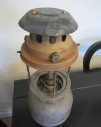 Lampa naftowa cisnieniowa vapalux HELIFAX 1943 — ujęcie 4