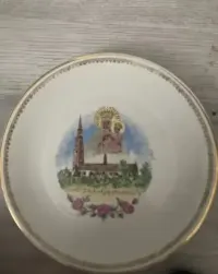 Piekny talerz pamiatka z czestochowy wałbrzych — ujęcie 3