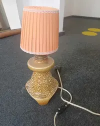 Antyczna lampka nocna — ujęcie 3