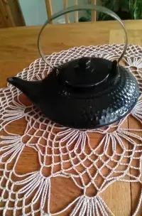 Ceramiczny imbryk do herbaty — ujęcie 4