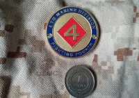 Challenge coin 4 Dywizja Marines USMC — ujęcie 3