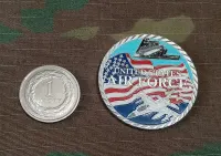 Challenge coin USAF bombowiec B-2 myśliwiec F-16 — ujęcie 3