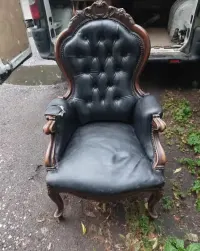 Fotel klubowy Chesterfield — ujęcie 4