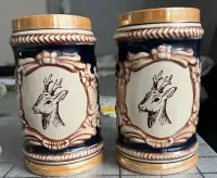 Kufle ceramiczne z motywem myśliwskim jeleń — ujęcie 3