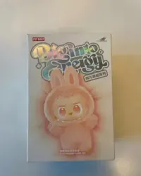 Labubu pop Mart nowy w opakowaniu — ujęcie 2
