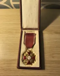 Medal PRL złoty krzyż zasługi — ujęcie 4