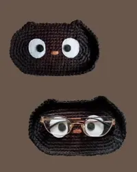 Podstawka na okulary w kształcie postaci Chococat — ujęcie 4