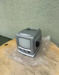 Telewizor kineskopowy Novaline TVP-251 przenośny sprawny retro — ujęcie 5