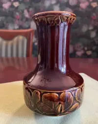 Wazonik ceramiczny — ujęcie 2