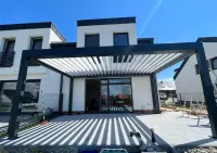 Pergola Aluminiowa Lamele Zadaszenie Taras Led Transport Aluminium — ujęcie 4