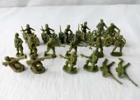 Komandosi Włoscy Żołnierzyki PRL 1:72 18 sztuk — ujęcie 4