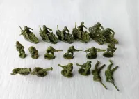 Komandosi Włoscy Żołnierzyki PRL 1:72 18 sztuk — ujęcie 2
