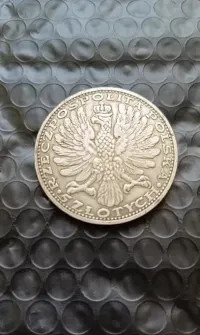 5 zł Królowa Korony Polskiej 1928 r — ujęcie 2