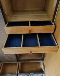 dębowa  szafa zabytkowa w stylu vintage/retro — ujęcie 5