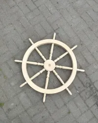 Drewniane koło marynarskie — ujęcie 2