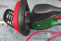 Bosch nożyce do żywopłotu elektryczne — ujęcie 3