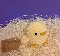 Gąska amigurumi| rękodzieło na szydełku| sprzedaż charytatywna — ujęcie 2