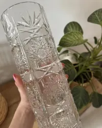 Kryształowy wazon prl, ciężkie szkło — ujęcie 4