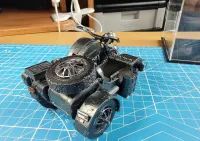 Metalowy model motocykla Zundapp KS 750 z koszem Gotowy złożony Piececool 11 cm 193 el. + gablota box manuale — ujęcie 4