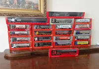Modele 1:87 kilkaset modeli na stanie H0, kilkanaście kategorii — ujęcie 4