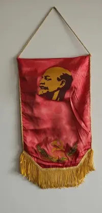 Proporczyk z okresu ZSRR. — ujęcie 5