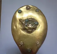 Antyczne lustro ręczne – mosiądz – ozdobny motyw kwiatowy – 22×11 cm — ujęcie 3