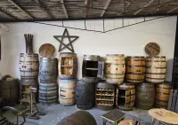 Beczki dębowe 200L po whisky dekoracja ogród, restauracja, bar WYSYŁKA — ujęcie 4