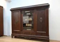 biblioteka międzywojenna gięte nogi s050702 — ujęcie 2