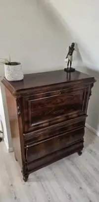 Biurko Antyczny sekretarzyk w stylu Biedermeier z mahoniu 55x105x148 cm — ujęcie 2