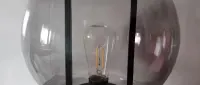 Dizajnerska Lampa w stylu loftowym z ozdobną żarówka. — ujęcie 2