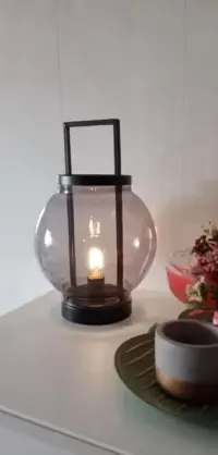 Dizajnerska Lampa w stylu loftowym z ozdobną żarówka. — ujęcie 3