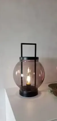 Dizajnerska Lampa w stylu loftowym z ozdobną żarówka. — ujęcie 5
