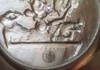Dwa talerze cynowe — ujęcie 2