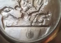 Dwa talerze cynowe — ujęcie 2