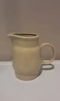 Dzbanek na mleko — ujęcie 3
