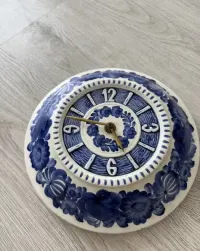 Fajansowy zegar ścienny PRL Metron – ręcznie malowany kobalt vintage — ujęcie 2