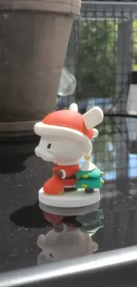 Figurka ozdobna świąteczna Mikołaj Xiaomi PCV — ujęcie 2