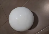 Klosz kula biały mleczny z gwintem do lampy 18 cm — ujęcie 2