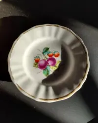 KPM Carl Krister porcelanowe talerzyki deserowe. Super stan — ujęcie 3