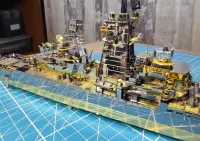 Krążownik Piotr Wielki złożony metalowy model Piececool 31 cm 270 elementów 1:800 — ujęcie 4