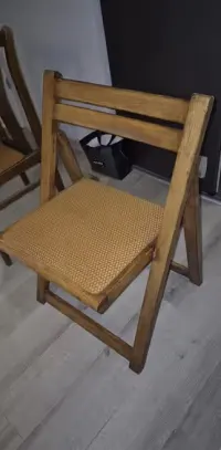 krzesło składane  PRL krzesła po renowacji do renowacji vintage AGA Jó — ujęcie 4