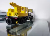 Kultowe ciężarówki dźwig Hydros T 321 — ujęcie 2