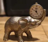 Mosiężna figurka słoń — ujęcie 3