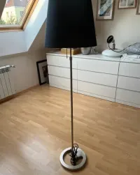 Lampa stojąca. Stan bardzo dobry. — ujęcie 2