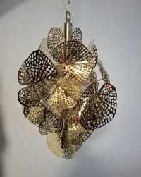 Piękna lampa wisząca Solaris Dostępna pod koniec czerwca — ujęcie 2