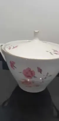 Stara porcelana - zestaw obiadowy Ćmelów z czasów PRL -u — ujęcie 2