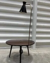 Stolik lampka vintage lata 60te z lampką retro — ujęcie 3