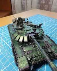 T-72 B3 gotowy złożony metalowy model z setu Shupin 20cm 280el. 1:48 + gablota — ujęcie 5