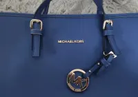 Torba Michael Kors niebieska granatowa indygo — ujęcie 2